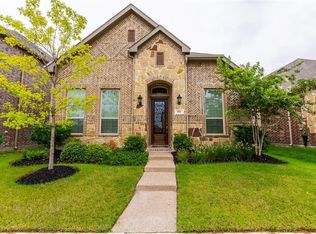 512 Garden Ave, Euless, TX 76039