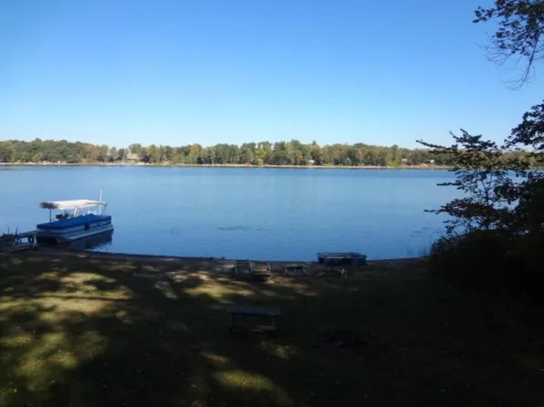 48100 70th Ave, Decatur, MI 49045