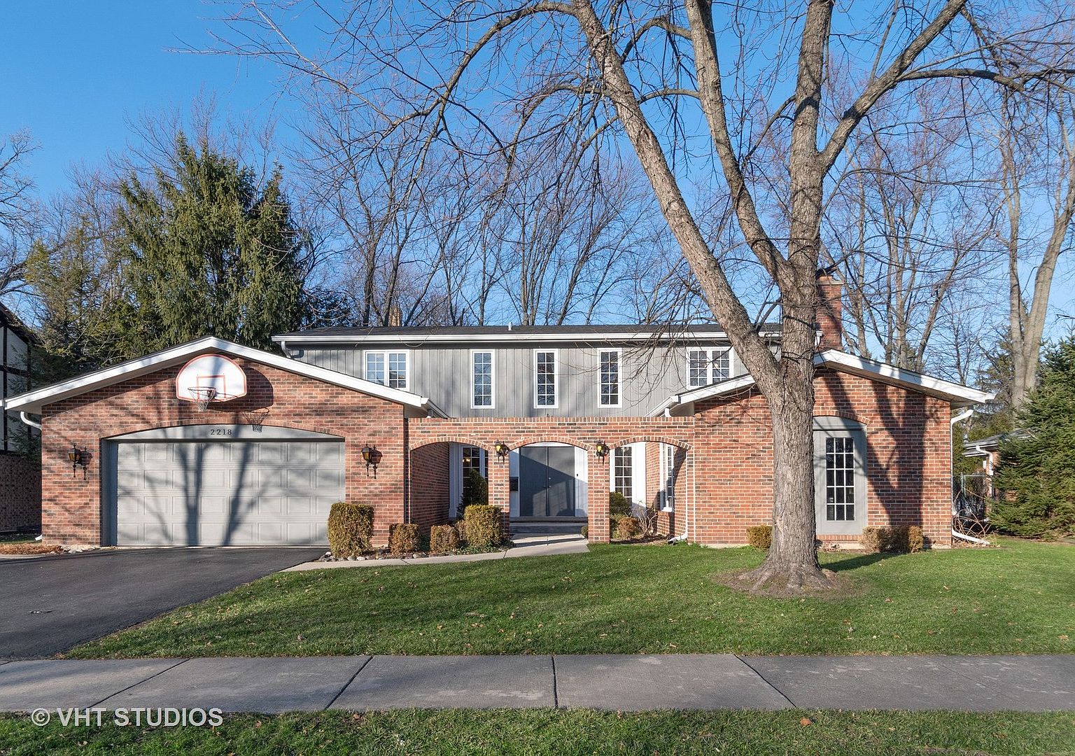 2218 Iroquois Rd Wilmette Il 60091 Zillow