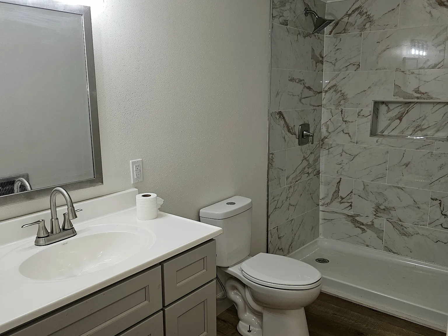 3 bed, 1250 sqft, $1,285 — Photo 3