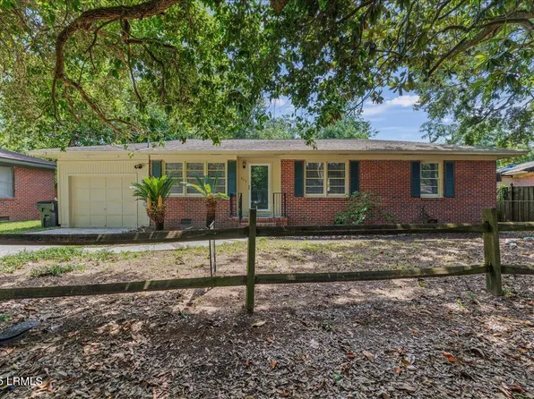 1803 6th St, Beaufort, SC 29902