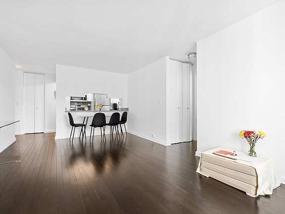4th image of 445 5th Ave #26F