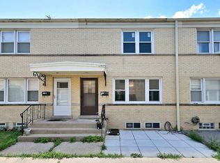 7911 North Ave APT C, River Forest, IL 60305