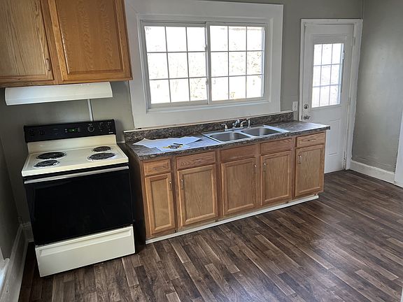 3rd image of 500 Straley Ave APT 3