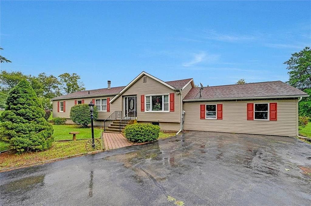 313 Steven Ct, Brodheadsville, PA 18322 Zillow