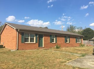 301 Northampton Ct, Versailles, KY 40383