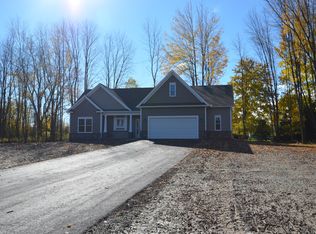 9 Calebs Trl, Spencerport, NY 14559