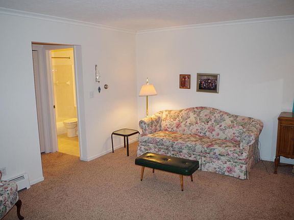 4th image of 2203 Porter St SW #B301