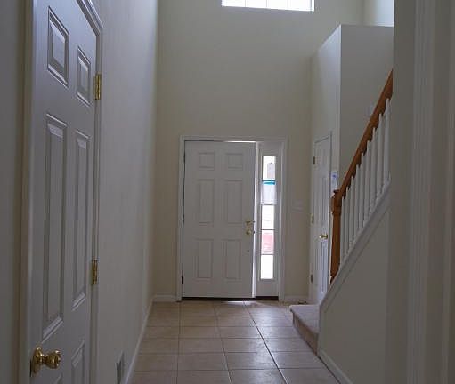 2nd image of 100 Pine St Unit 8