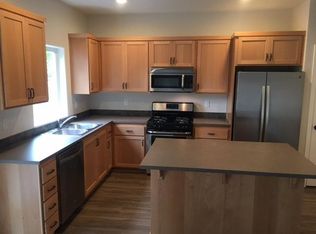 1164 Stevi Shay Ln, Eugene, OR 97404