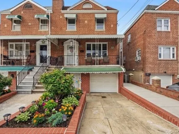 2429 Young Avenue, Bronx, NY 10469