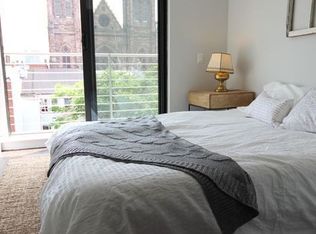 146 Meserole St APT 2I, Brooklyn, NY 11206
