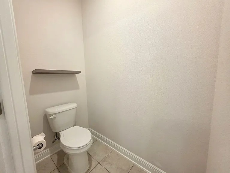 7757 Burnside Loop — Photo 22
