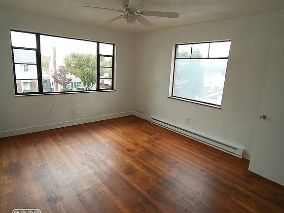 5th image of 2627 Washington Blvd
