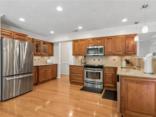 3977 Longhill Station Rd, Williamsburg, VA 23188