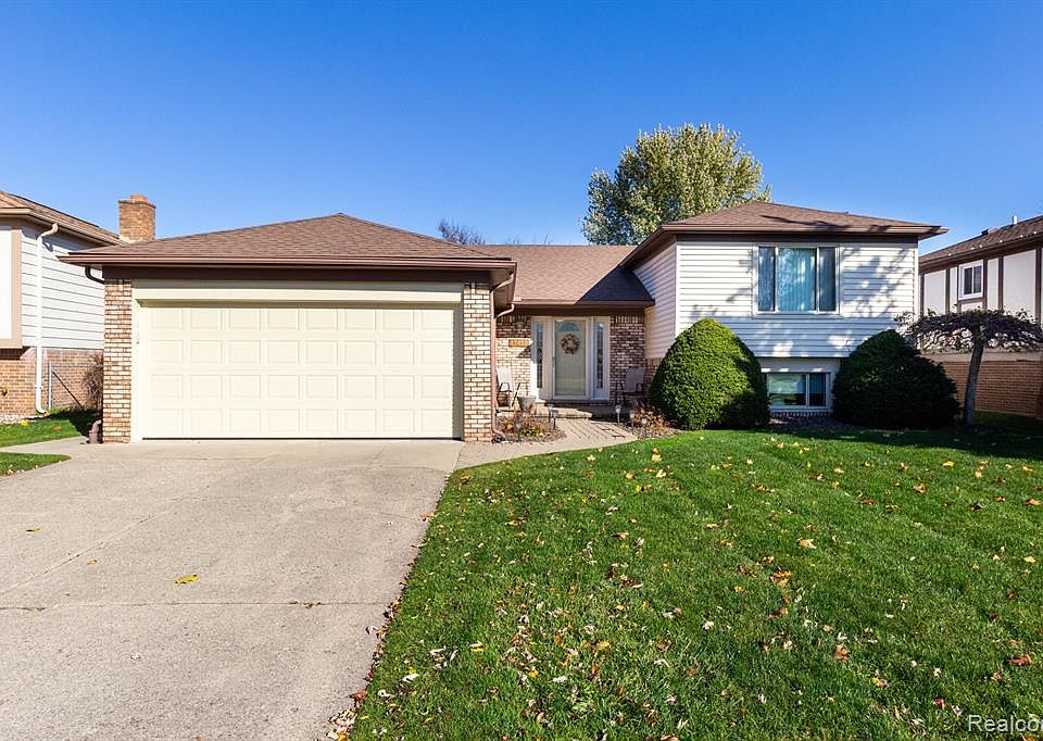 47612 Goldridge Ln, Macomb, MI 48044 | Zillow