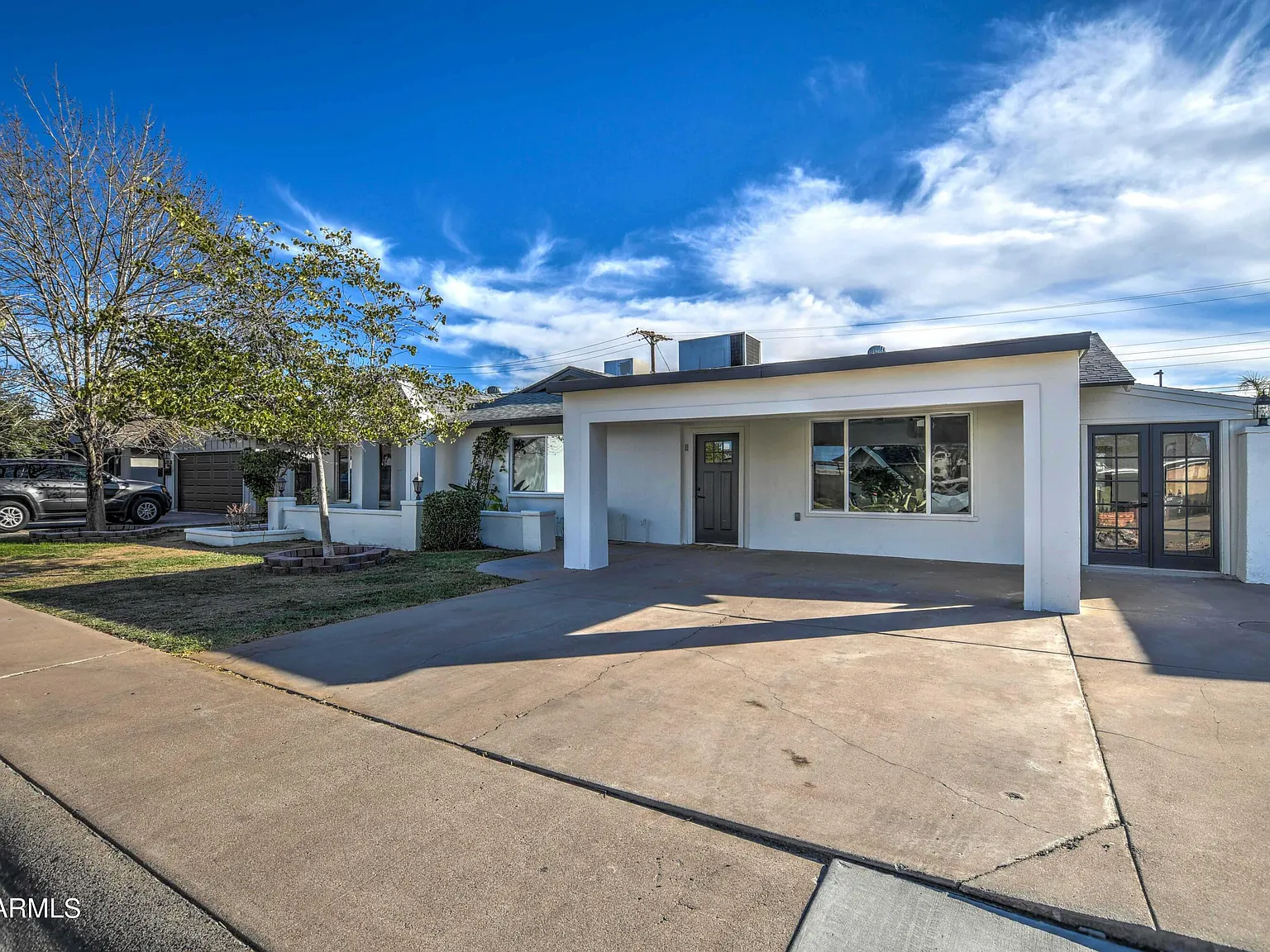 5 bed, 2487 sqft, $6,500 — Photo 4