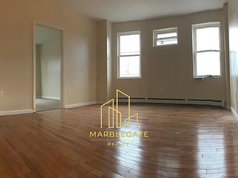28 Sherman Ave #11 — Photo 11