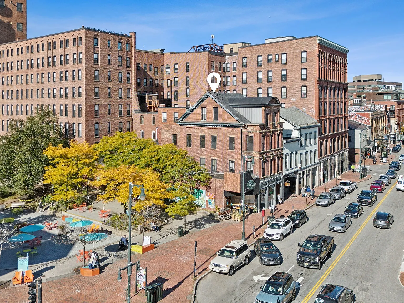 2 bed, 900 sqft, $1,700 — Photo 4