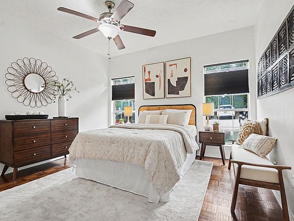 3rd image of 14277 Preston Rd APT 315