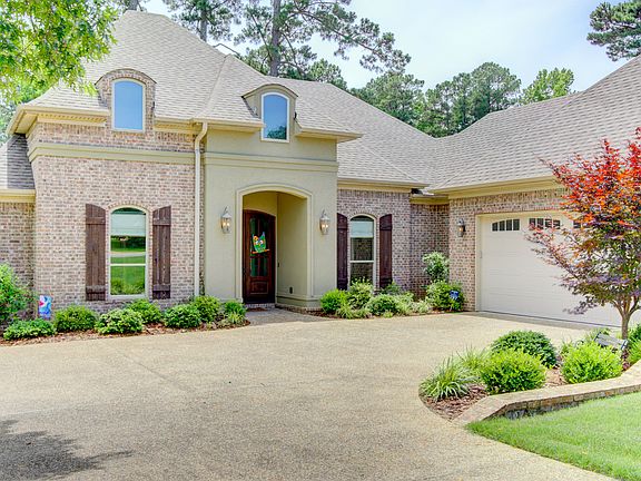 2nd image of 297 Water Oak Cir