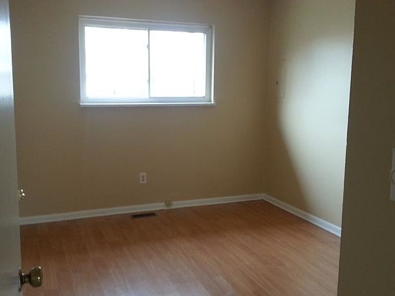 5th image of 3107 Beatrice Dr