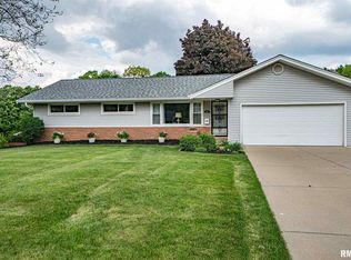 2927 W Bacon Dr, Peoria, IL