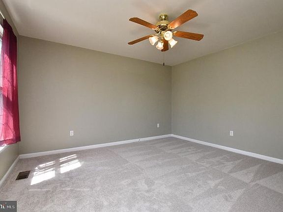 2nd image of 6122 Three Cedars Ln