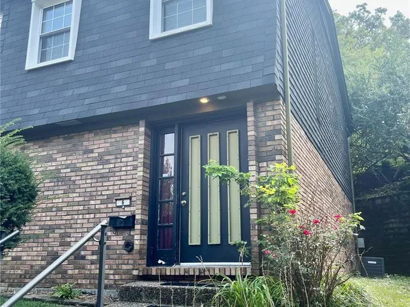 6 French Quarter, Belleville, IL 62223