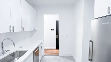 Rented by Brighton Management