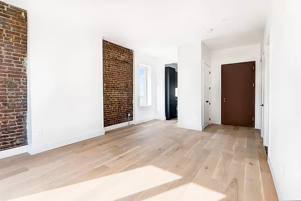 Rented by Compass | media 2