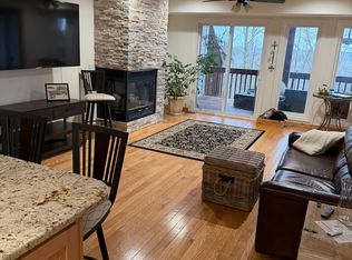646 East St, Northville, MI 48167