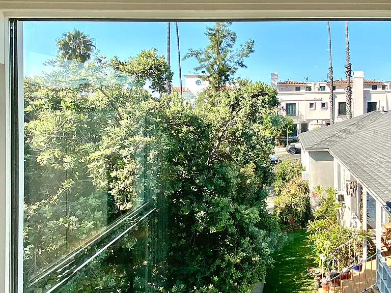 1109 21st St #1109 — Photo 10