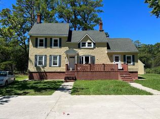 24202 E Point Rd, Onancock, VA 23417