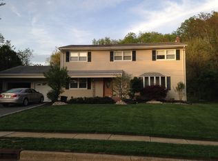 28 Annette Dr, Edison, NJ 08820