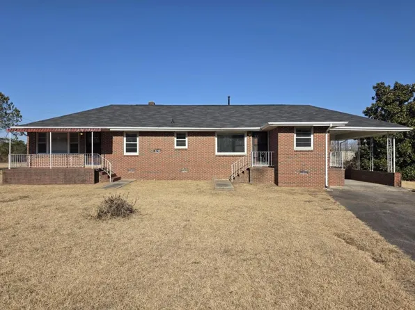 5210 Hillside Park Dr, Disputanta, VA 23842