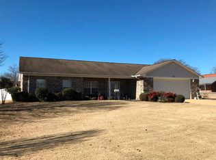 186 4th Ave, Sherman, MS 38828