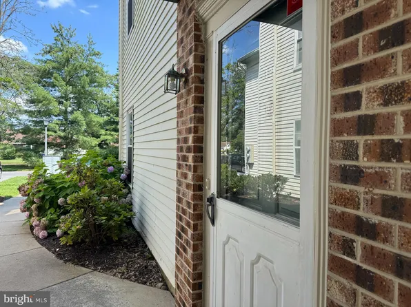 129 W Berwin Way, Mount Laurel, NJ 08054