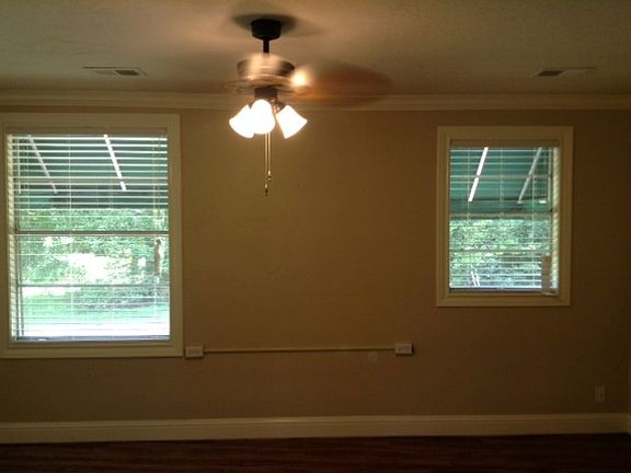 4th image of 1820 Briarcliff Dr