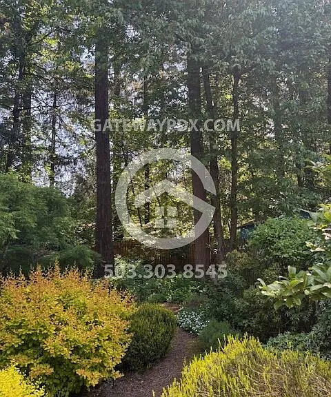 17490 Hill Way — Photo 34