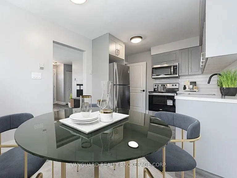 135 Pollock Ave — Photo 4