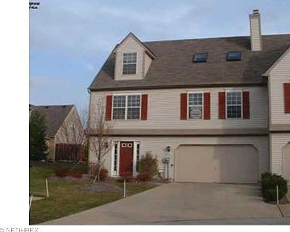 1st image of 835 Heath Ln