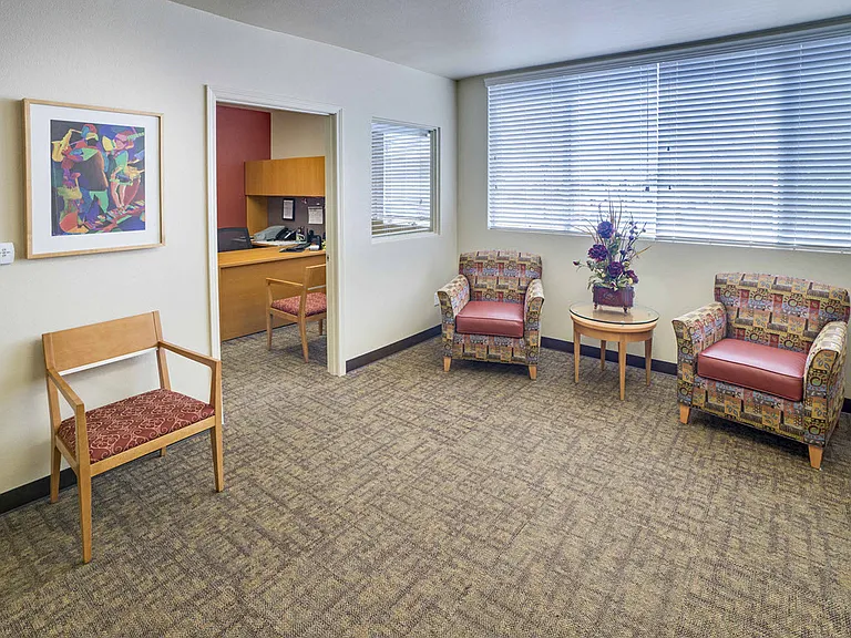 Huntington Plaza Senior Apartments — Photo 11