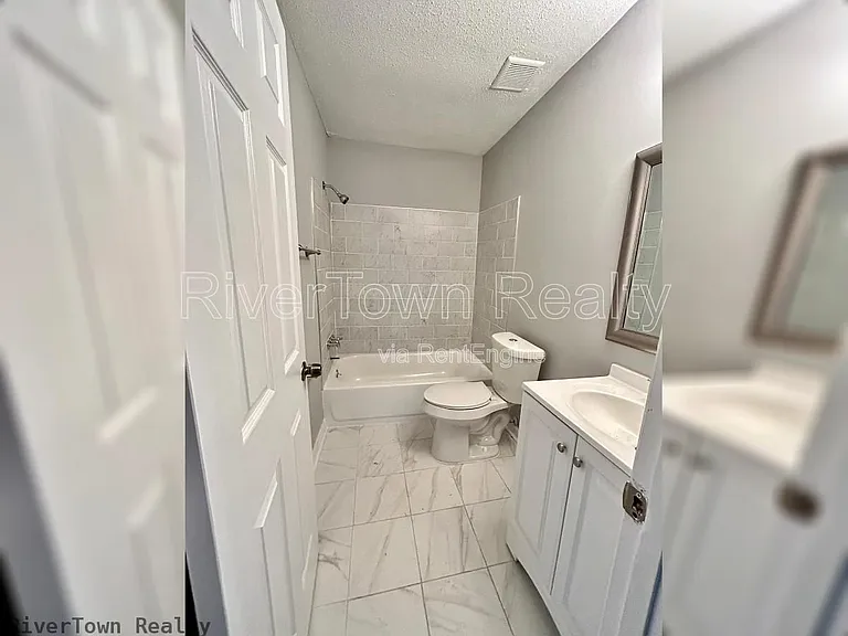 3355 Fairbanks St — Photo 9