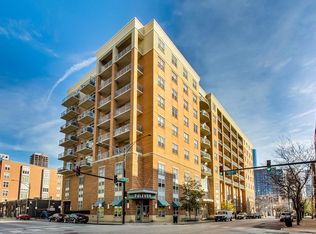 950 W Monroe St UNIT 608, Chicago, IL 60607