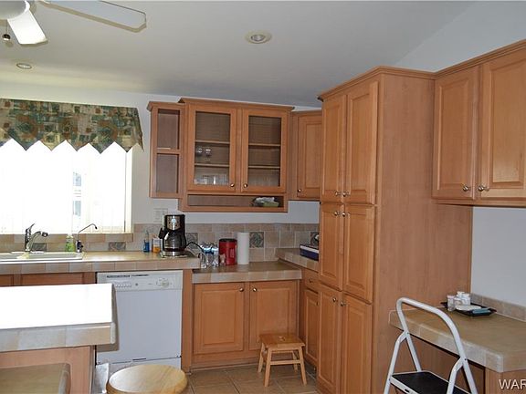 5th image of 1829 Arena Dr