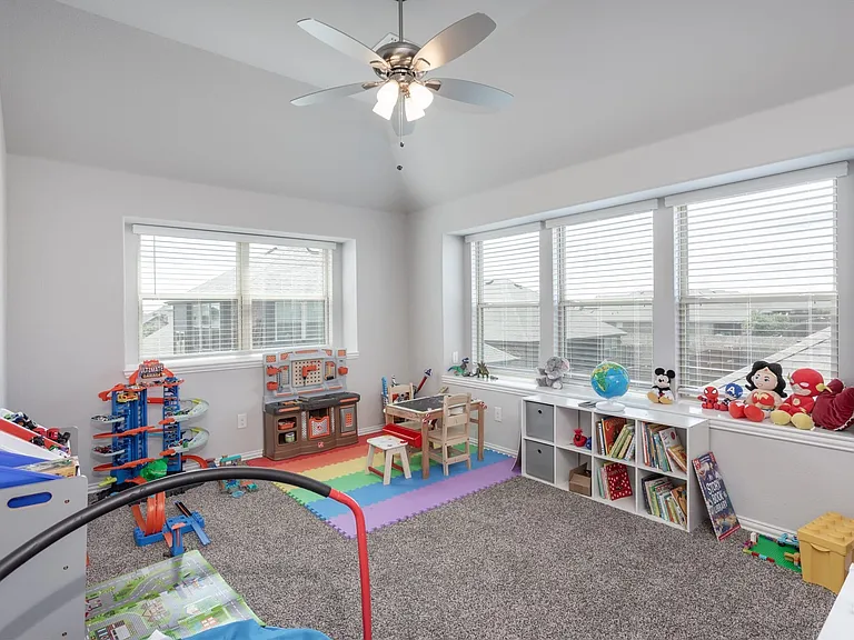 204 Garden Grove Dr — Photo 22