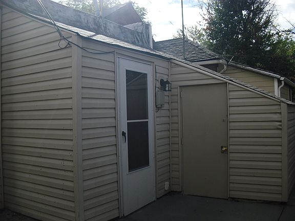 2nd image of 1757 Clarkson St