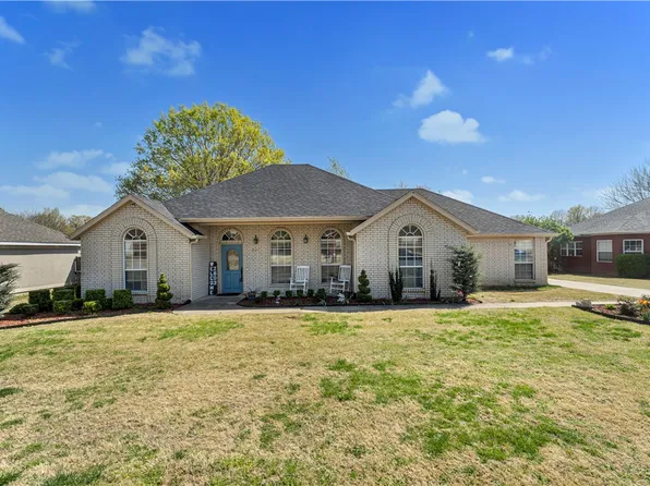 2803 E Brookshire St, Springdale, AR 72762