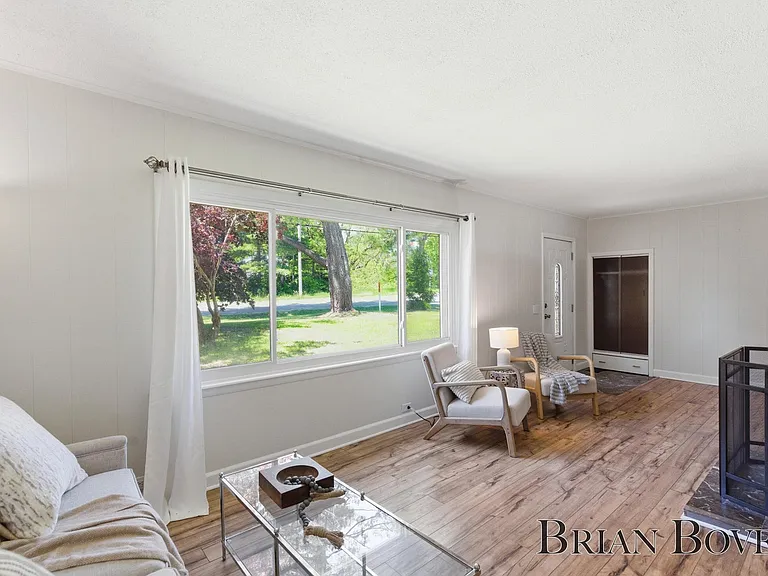 6480 Belmont Ave NE #2 — Photo 17